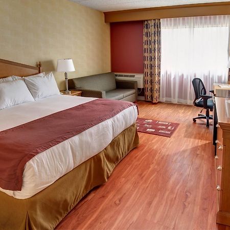 Ramada By Wyndham Toms River Dış mekan fotoğraf