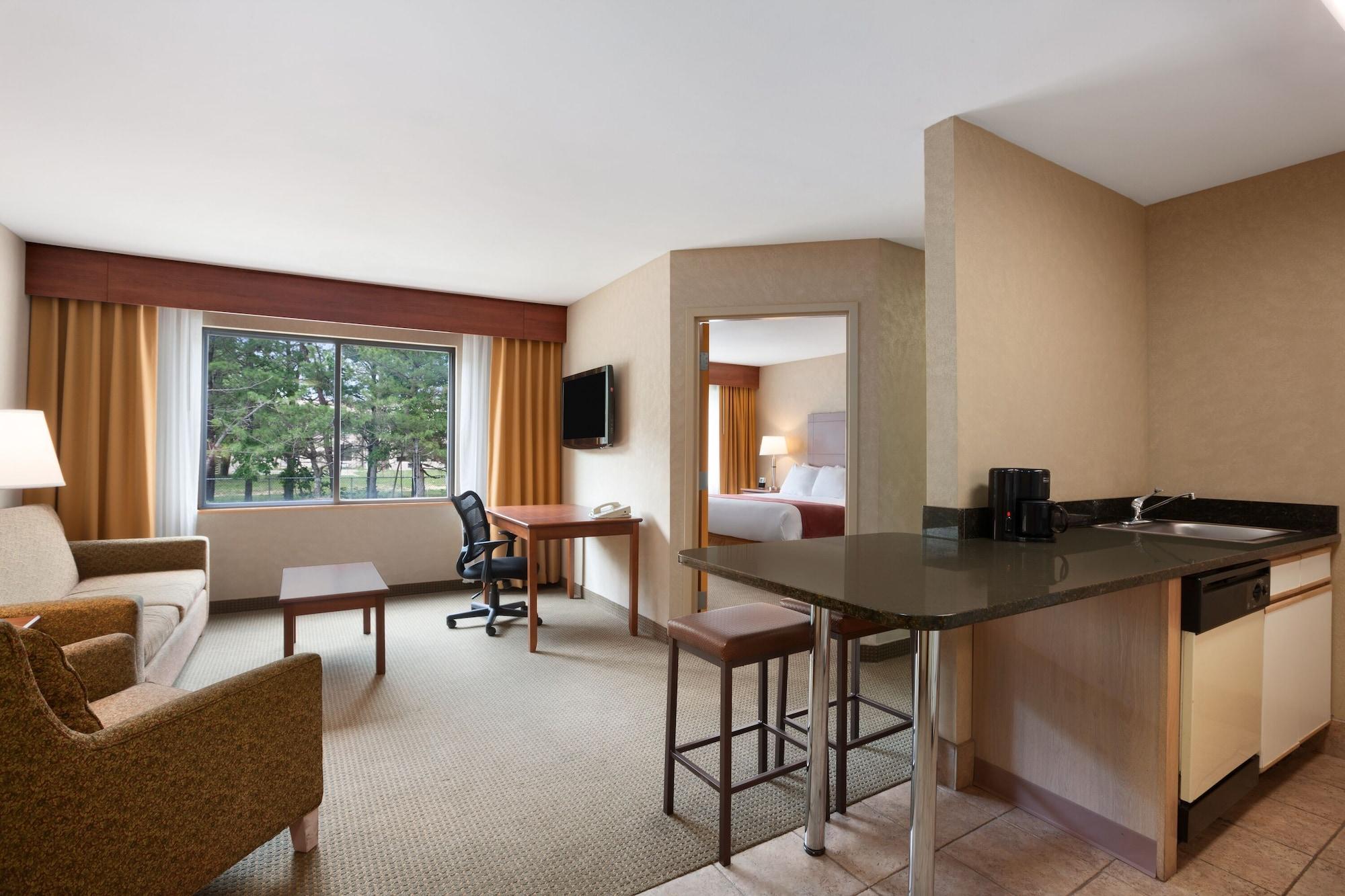 Ramada By Wyndham Toms River Dış mekan fotoğraf
