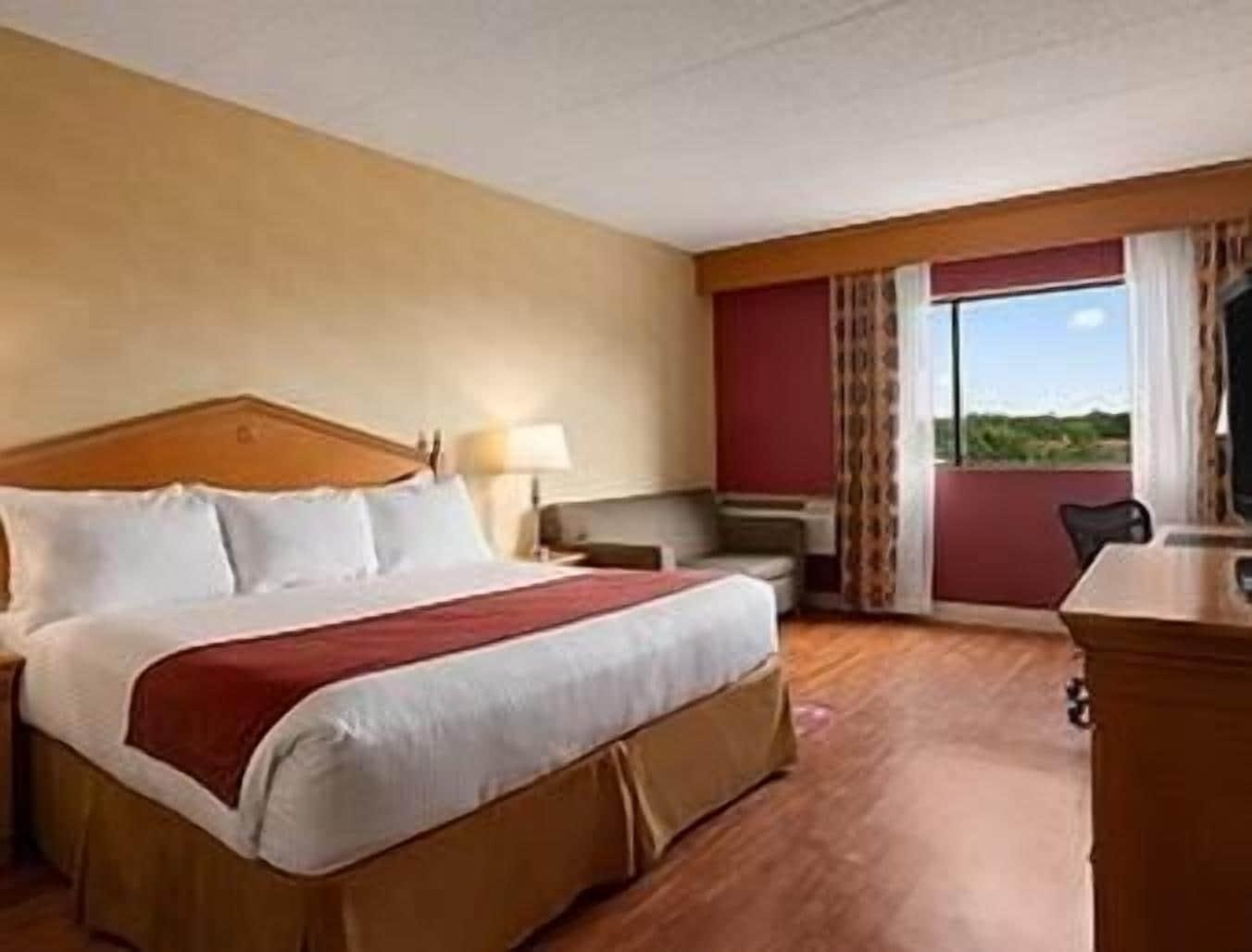 Ramada By Wyndham Toms River Dış mekan fotoğraf