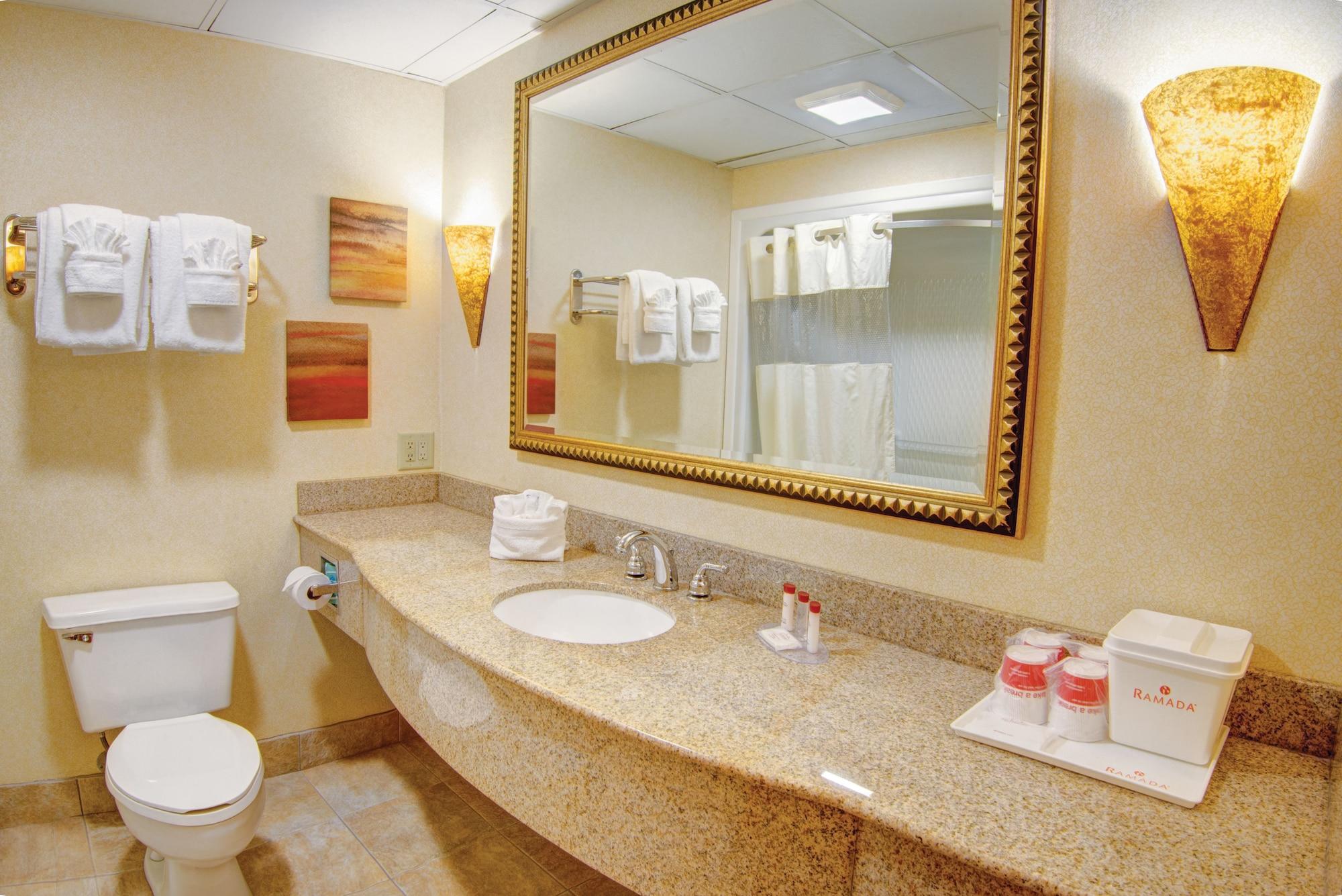 Ramada By Wyndham Toms River Dış mekan fotoğraf