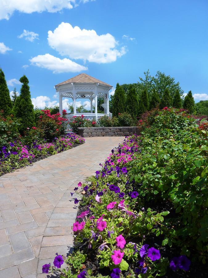 Ramada By Wyndham Toms River Dış mekan fotoğraf