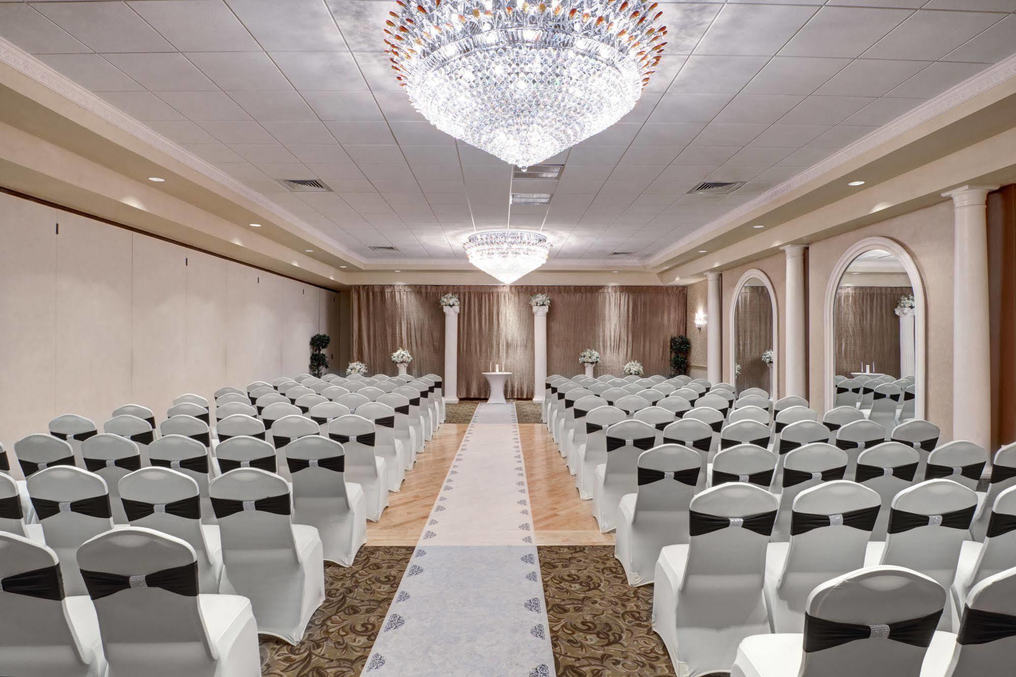 Ramada By Wyndham Toms River Dış mekan fotoğraf
